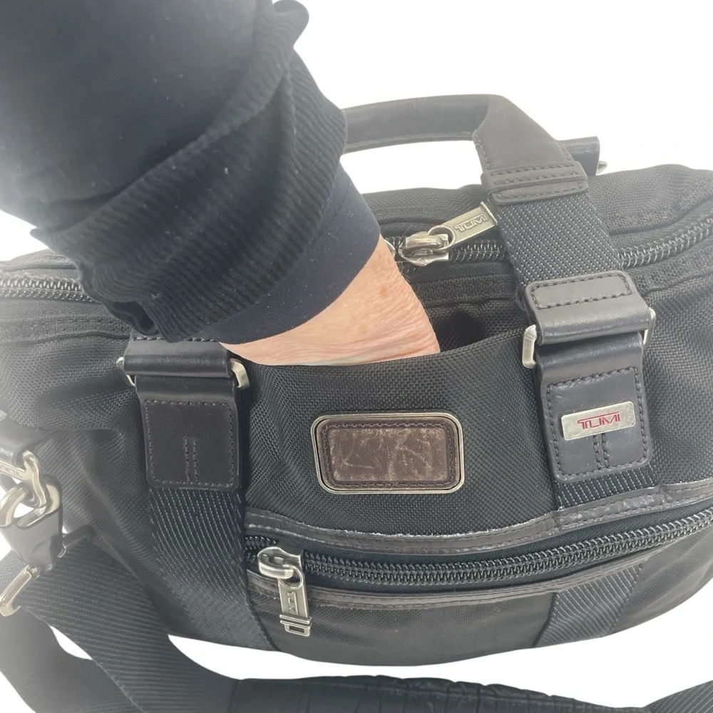 Tumi Organizer Brief Portfolio Brown - Picture 11 of 16